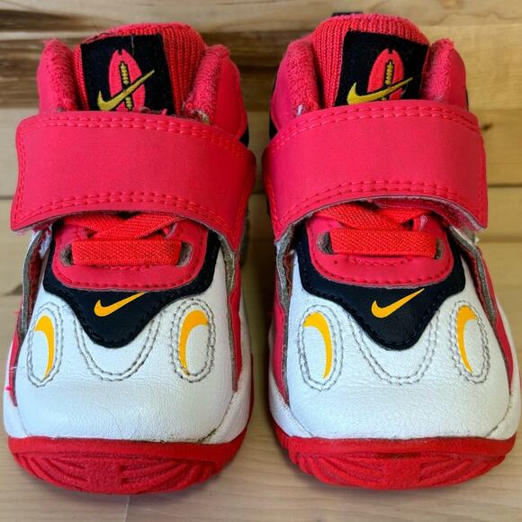 Nike Other - NIKE Speed Turf Leather Baby Toddler Unisex Red Orbit 5C